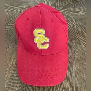 USC TROJANS CAP SIZE M RED & YELLOW